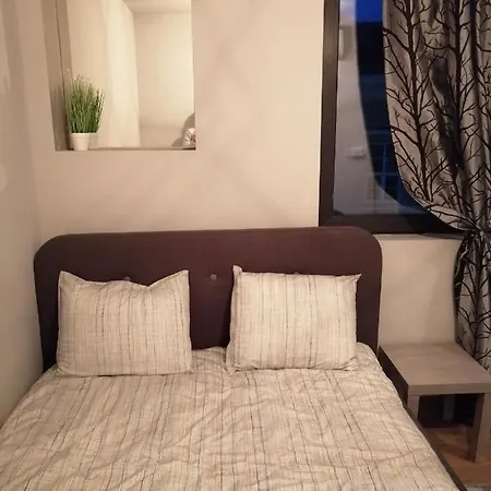 New Luxury & Spacious, Central Apartment, 2bedrooms 70sqm 公寓 索菲亞